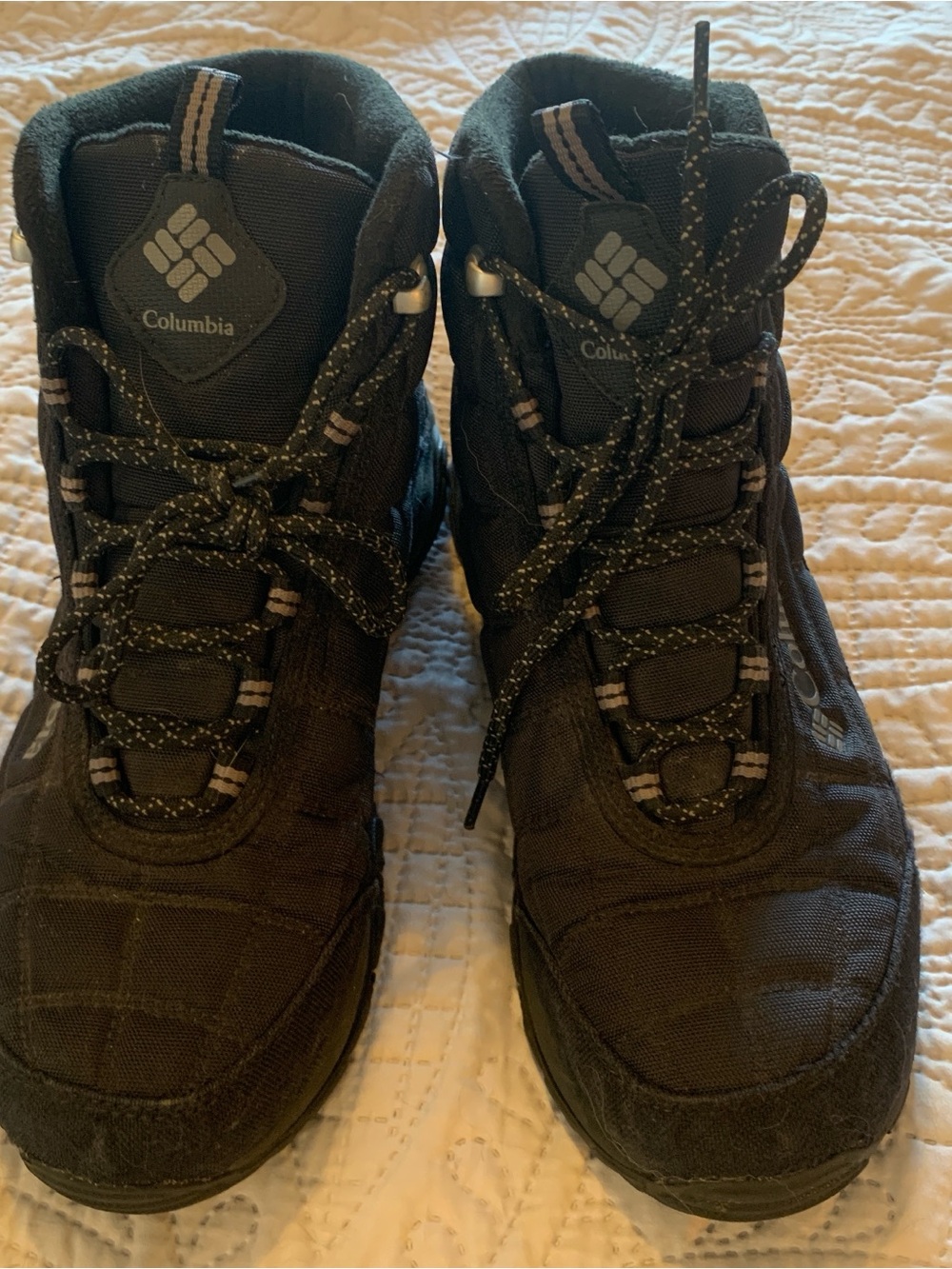 Columbia Men's Black/Tan Outdoor Hiking Boots